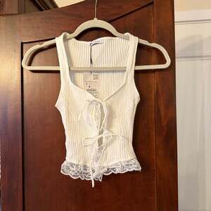 Zara Ribbed Tie-Front Tank Top with Lace Trim